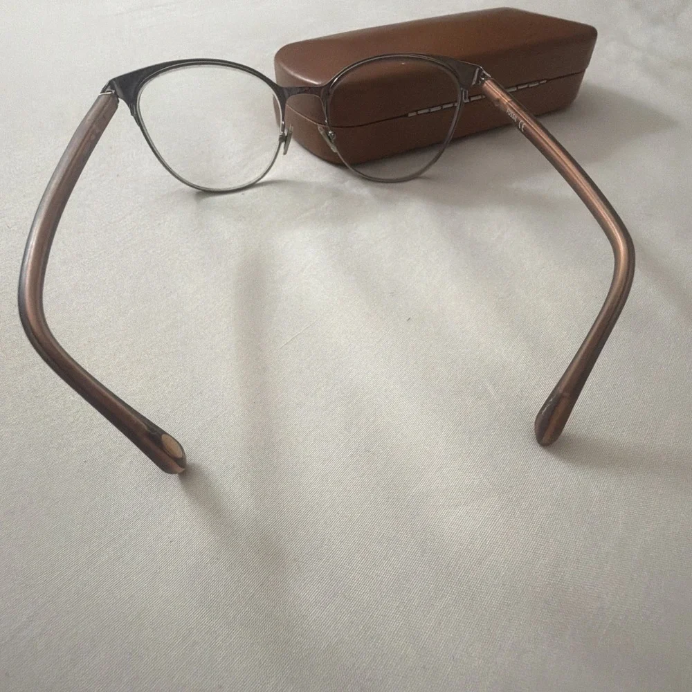 Fossil fos 7041